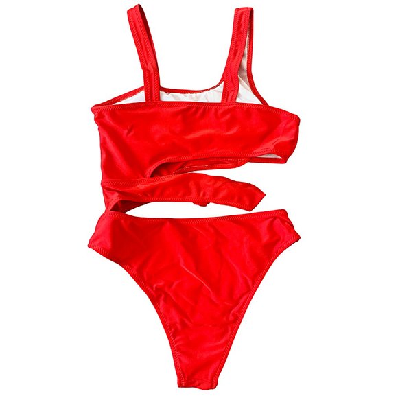 Bandage Cut-Out Knotted One-Piece Swimsuit in Red - Picture 6 of 9